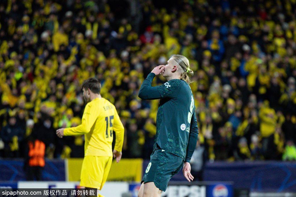 真退钱！曼城球迷在北极圈目睹球队惨案 球员集资补偿